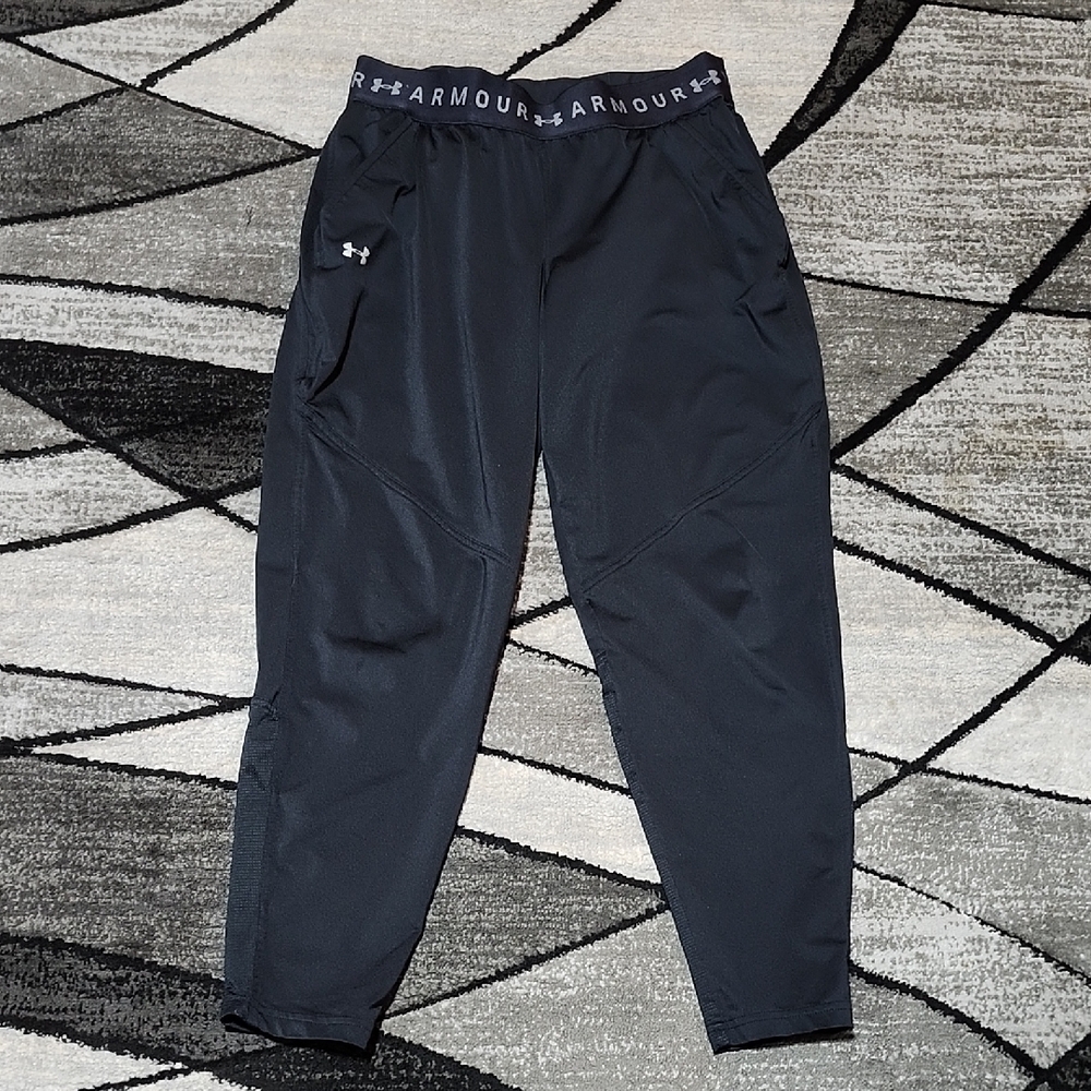 UNDER ARMOUR LOOSE-FIT HEATGEAR BLACK LOGO WAISTBAND PANTS